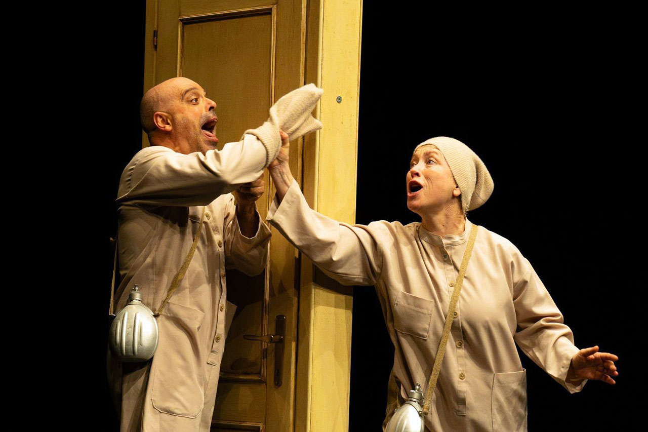 Scena dello spettacolo Los Socrates